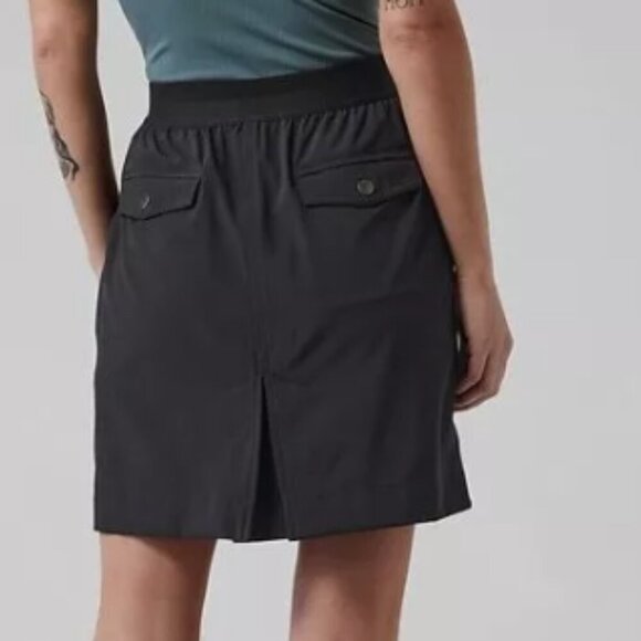 ATHLETA Womens Vienna Cargo Skort Black Size 4 - Picture 2 of 6